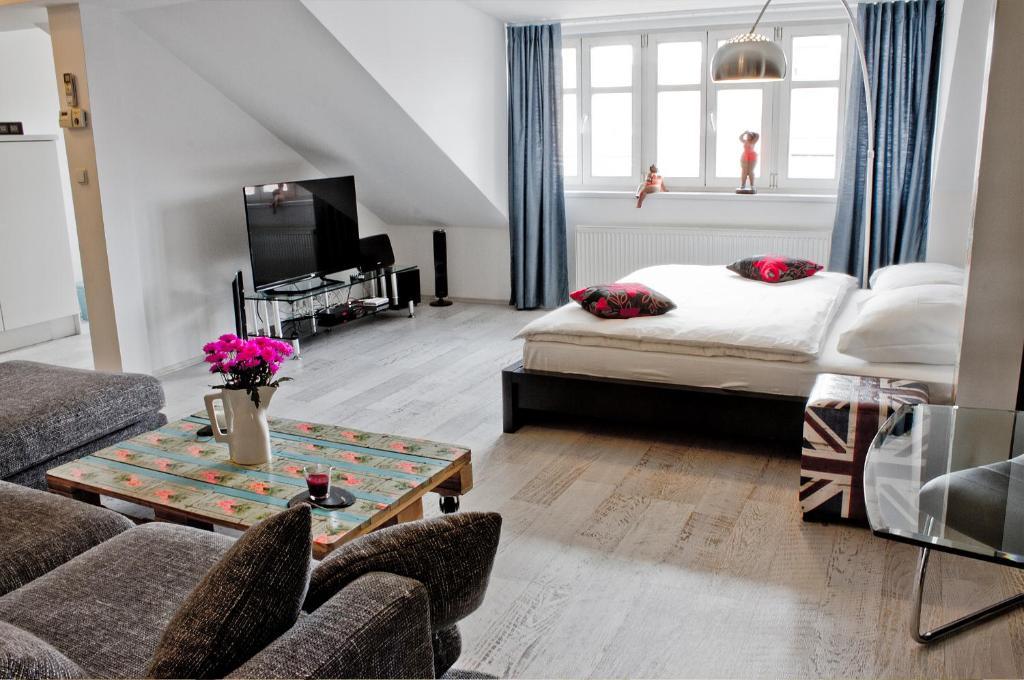 Royal Court Legerova Hotell Praha Rom bilde